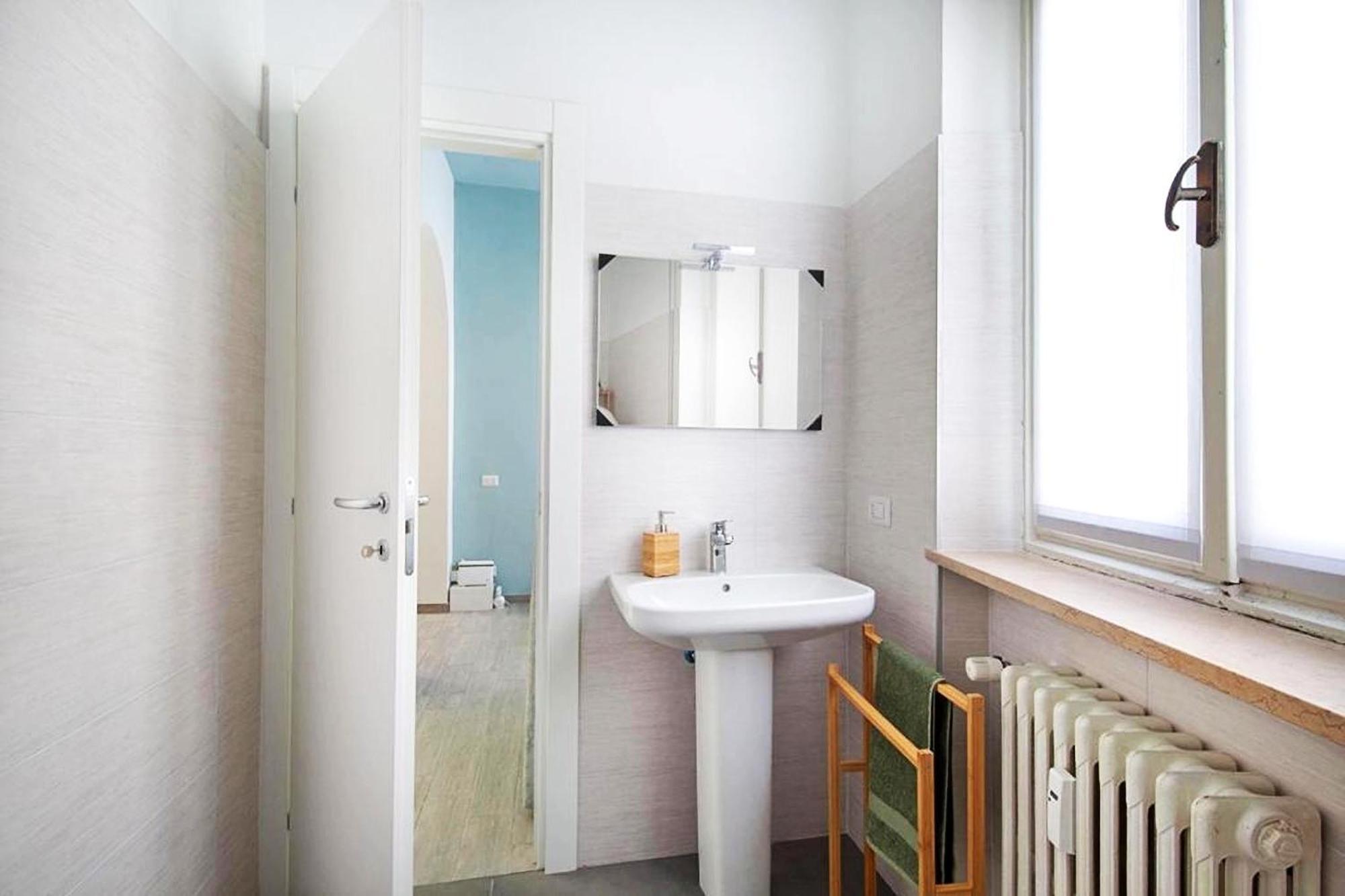Apartamento Casa Luna - Vicino Al Centro Novara